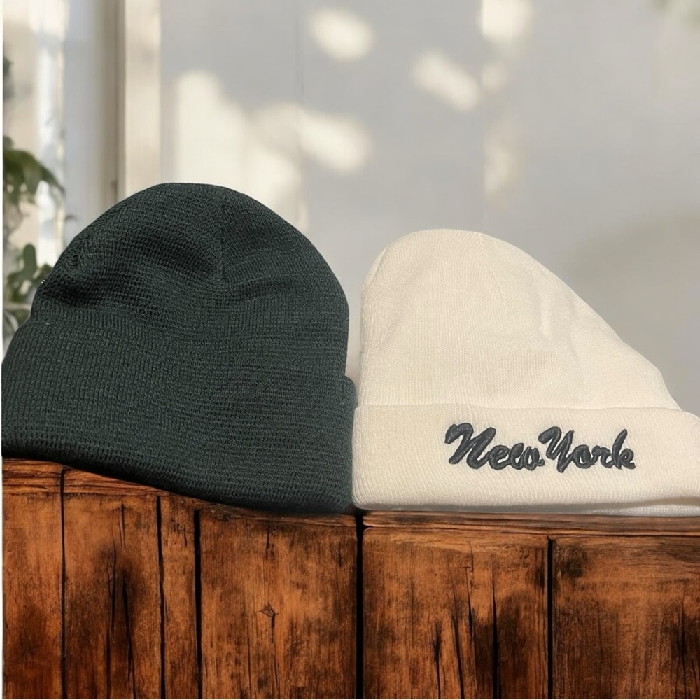 New York Embroidered Beanie Set - Green and White